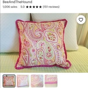 ISO- In a Red Design, willing to pay any price!❤️